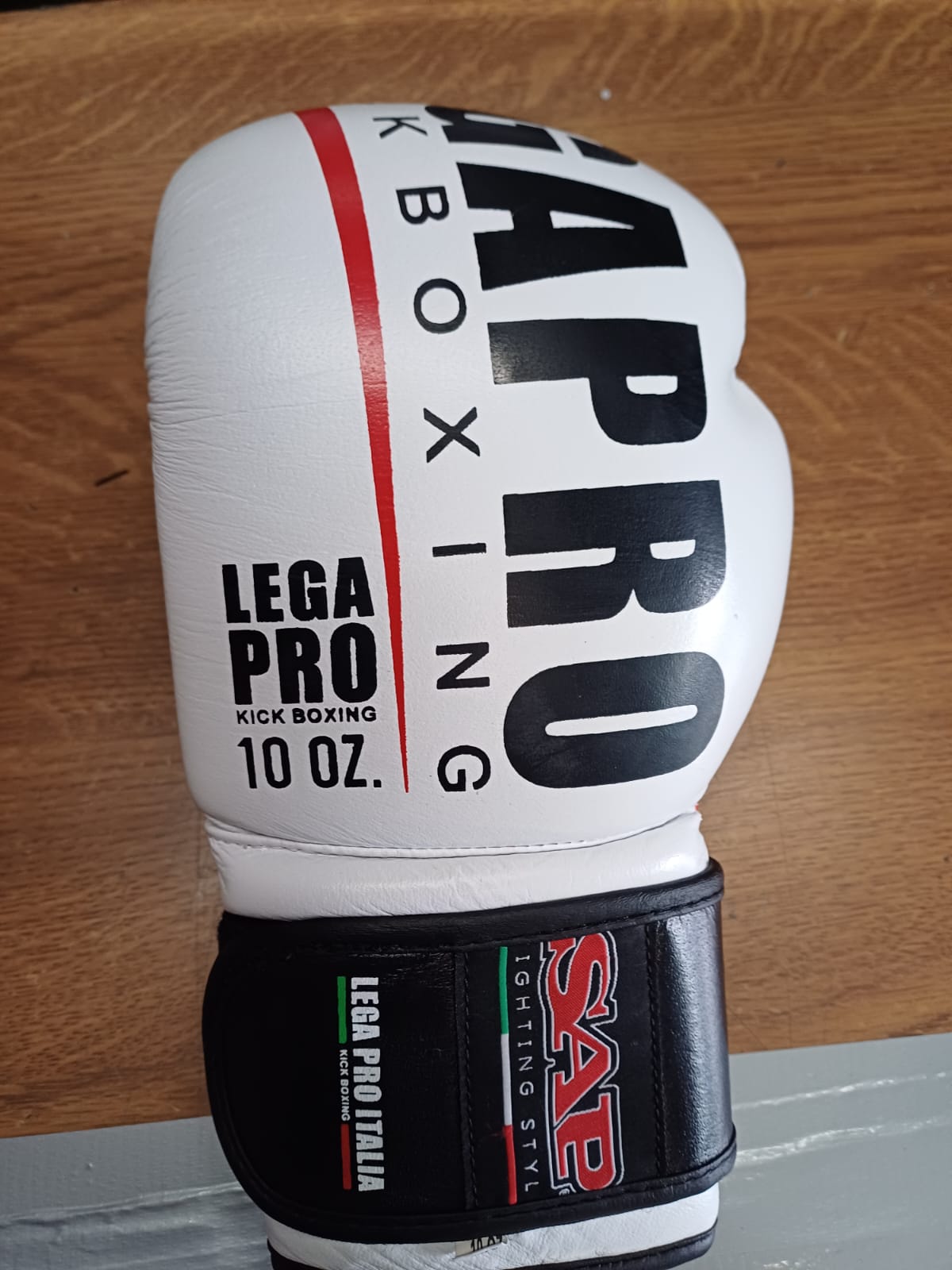 Sap Lega Pro 10oz Kickboxing Gloves